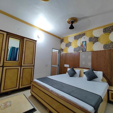 Hotel Swarajya Palace Agra  Exterior photo