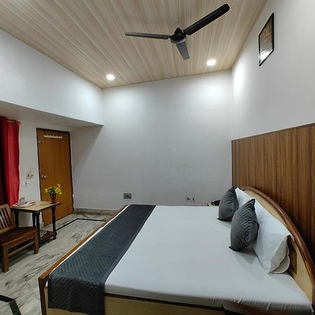 Hotel Swarajya Palace Agra  Exterior photo